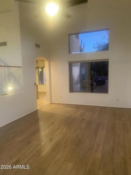 Real Estate Picture 23