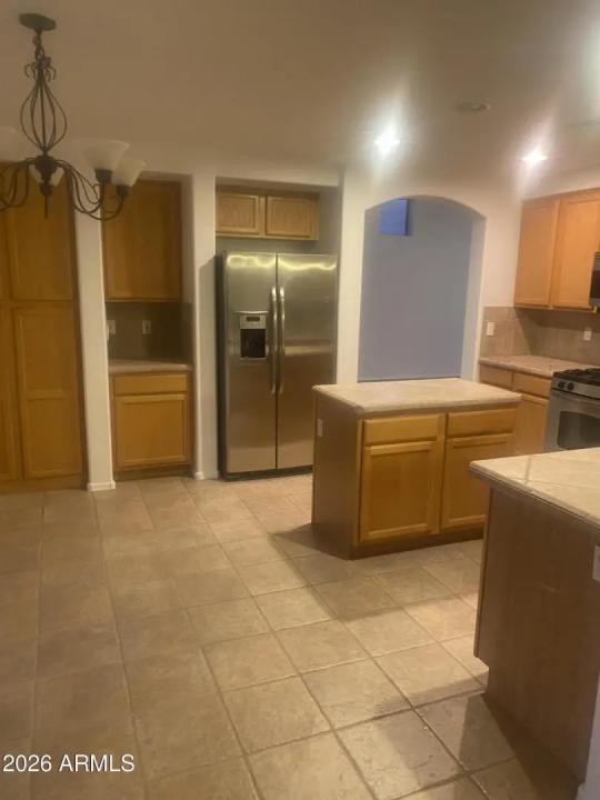 Real Estate Picture 4