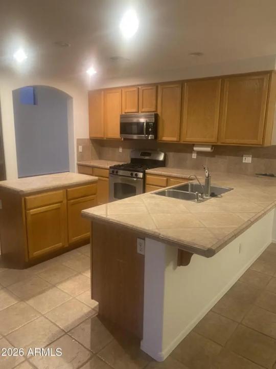 Real Estate Picture 6