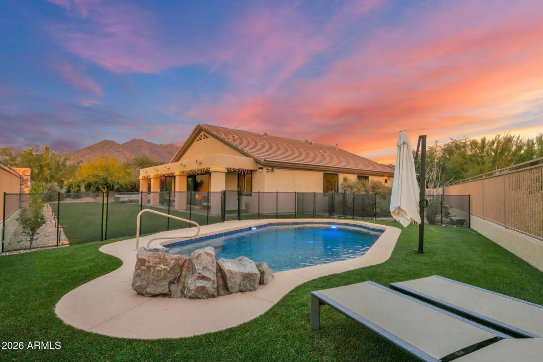 Real Estate Picture 2
