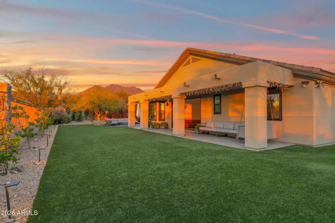 Real Estate Picture 23