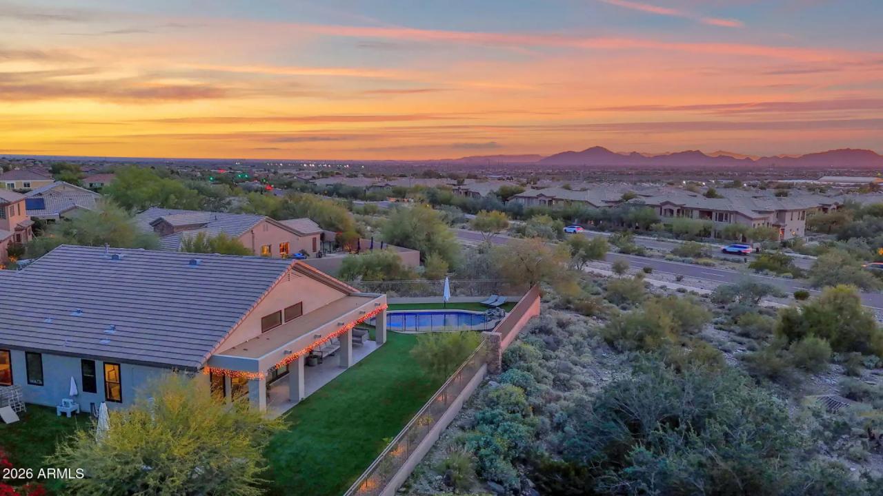 Real Estate Picture 28