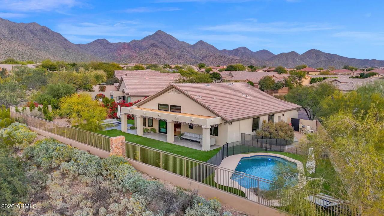 Real Estate Picture 30