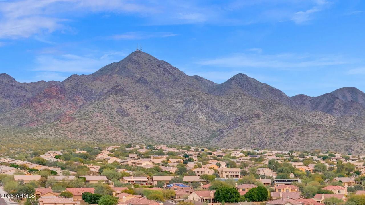 Real Estate Picture 32