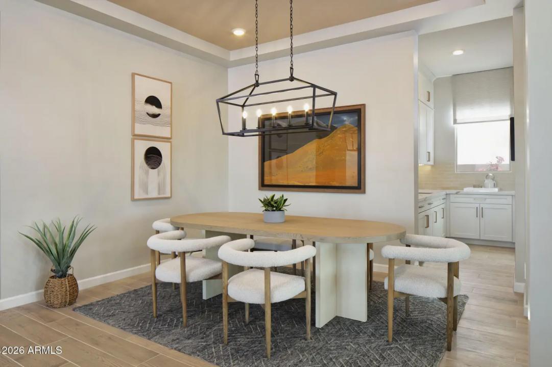 Real Estate Picture 4