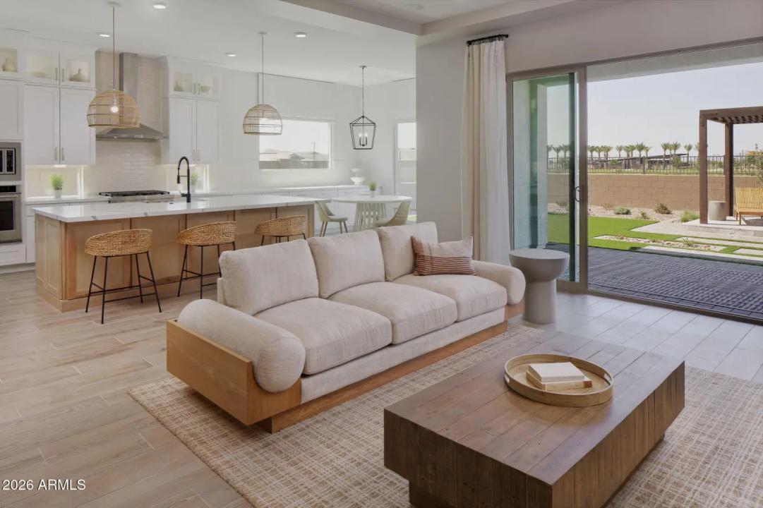 Real Estate Picture 6