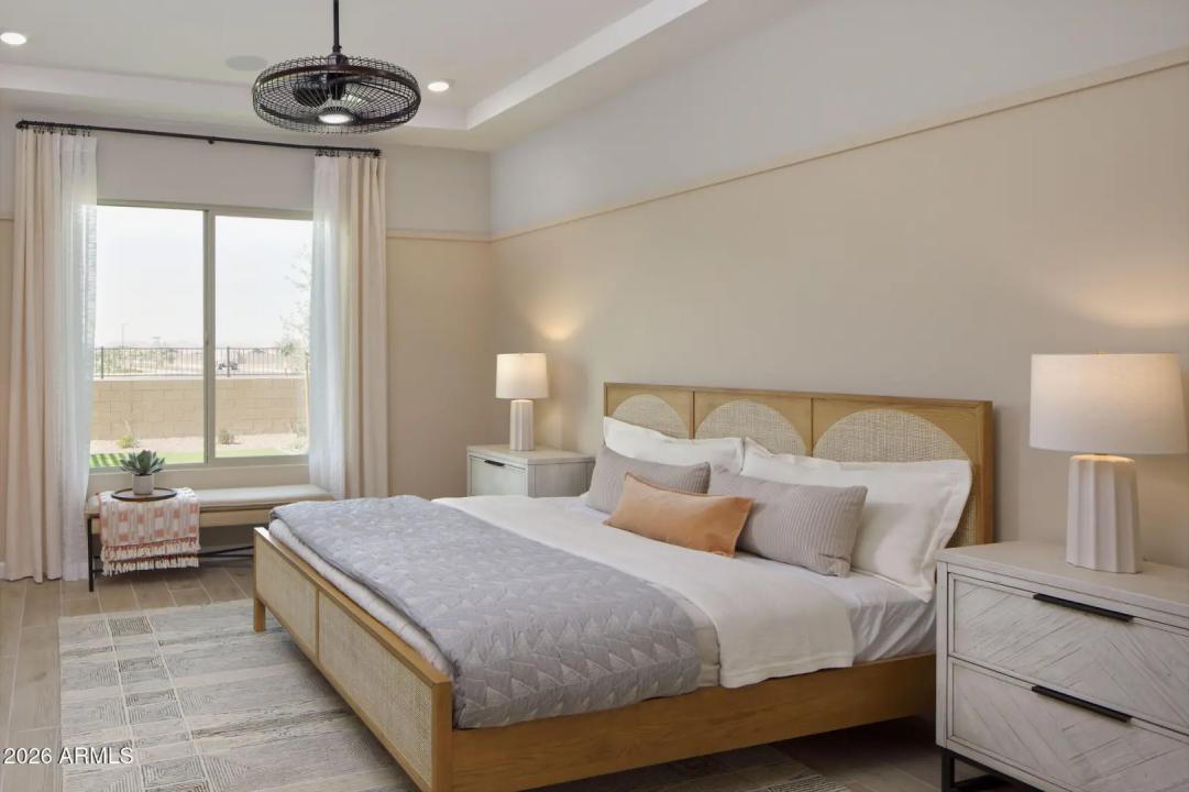 Real Estate Picture 14