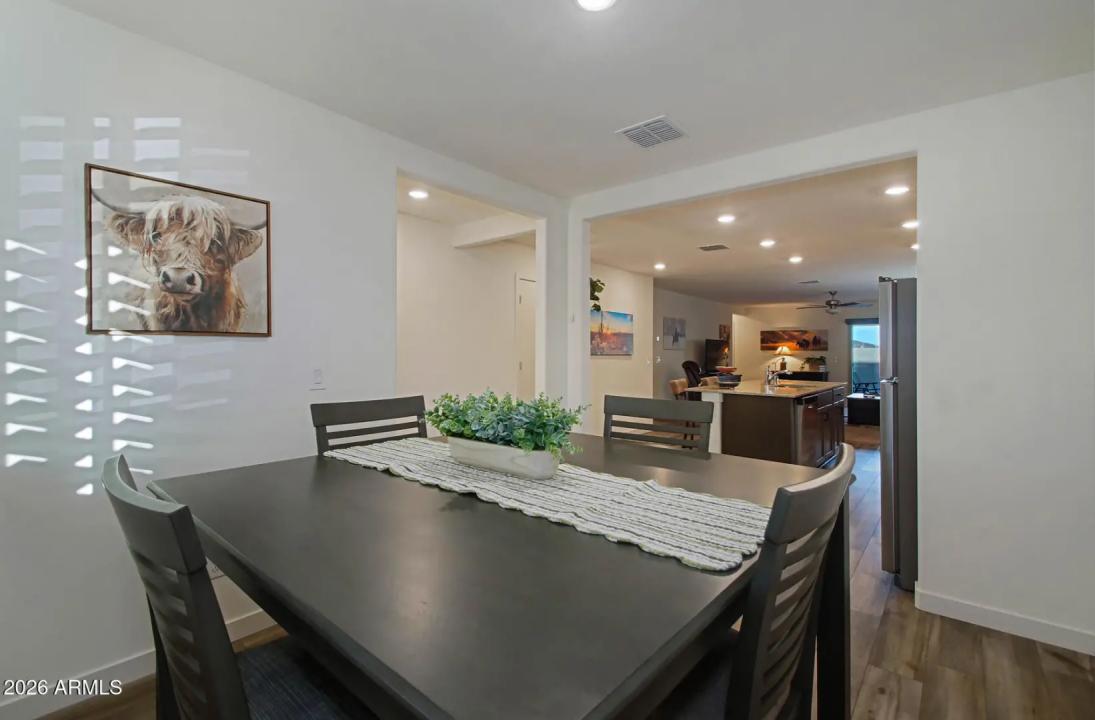 Real Estate Picture 17