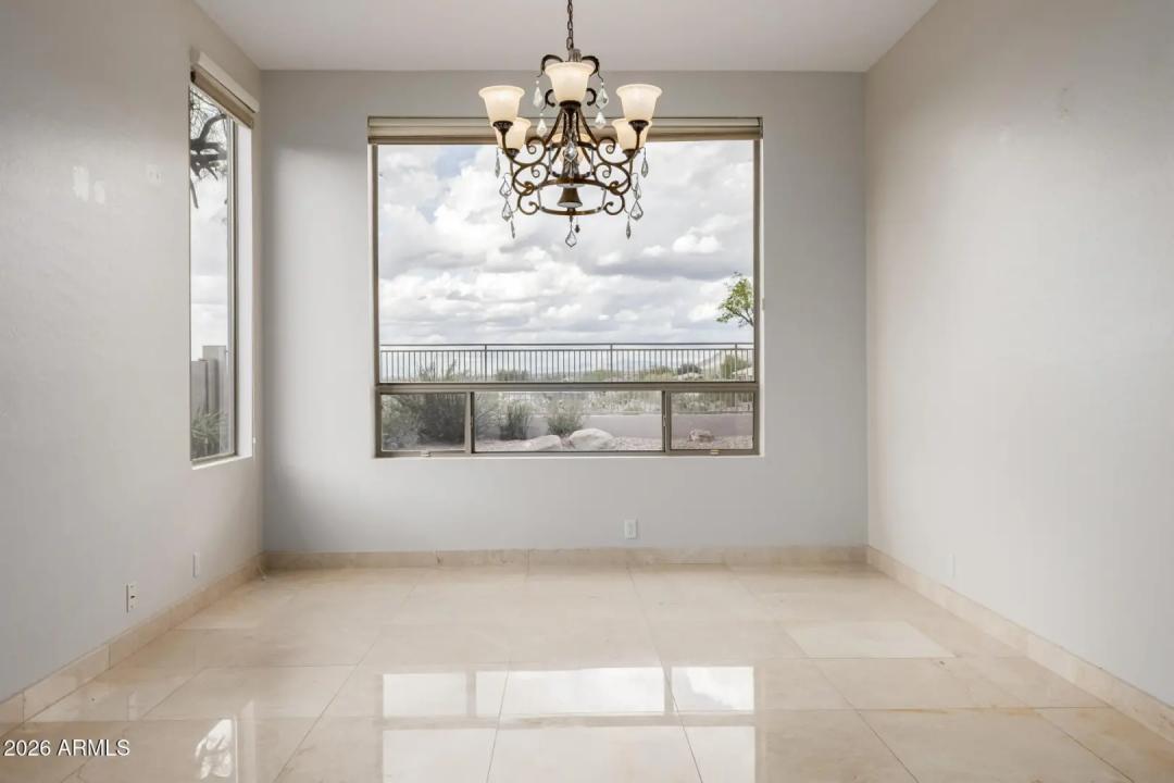 Real Estate Picture 11