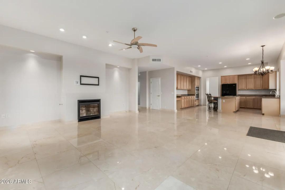 Real Estate Picture 15