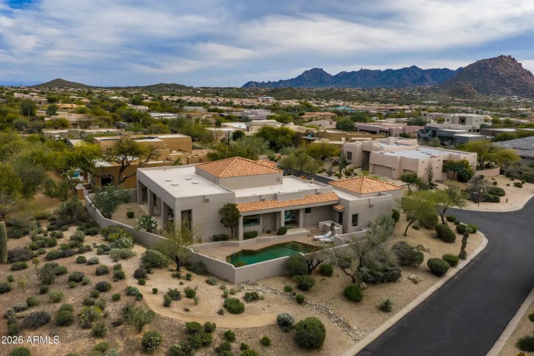 Real Estate Picture 43