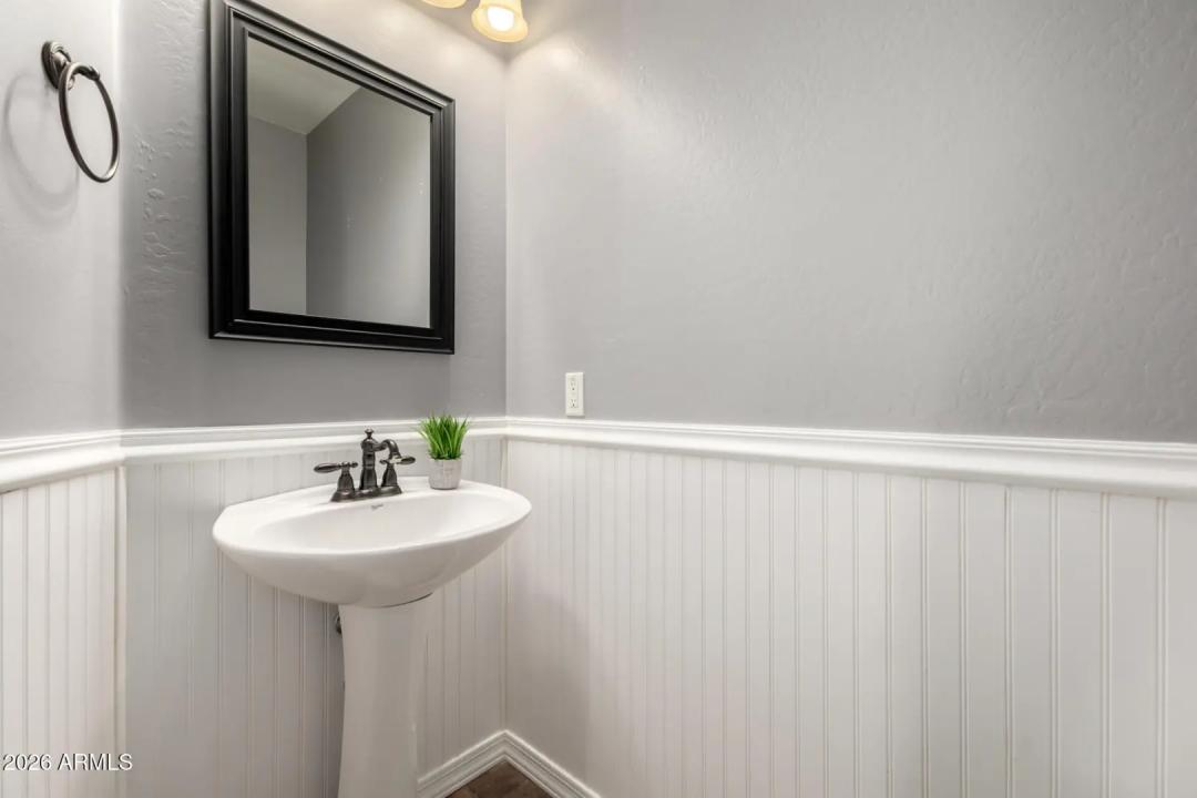 Real Estate Picture 44