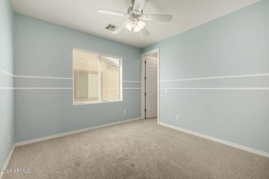 Real Estate Picture 33