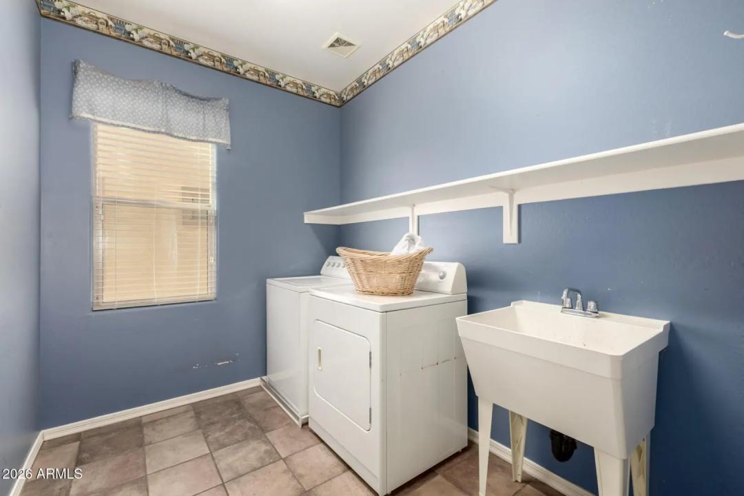 Real Estate Picture 45