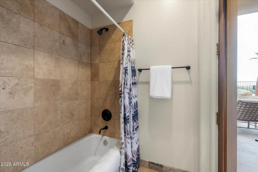 Real Estate Picture 41