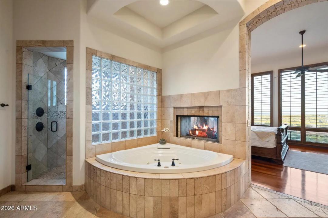 Real Estate Picture 30