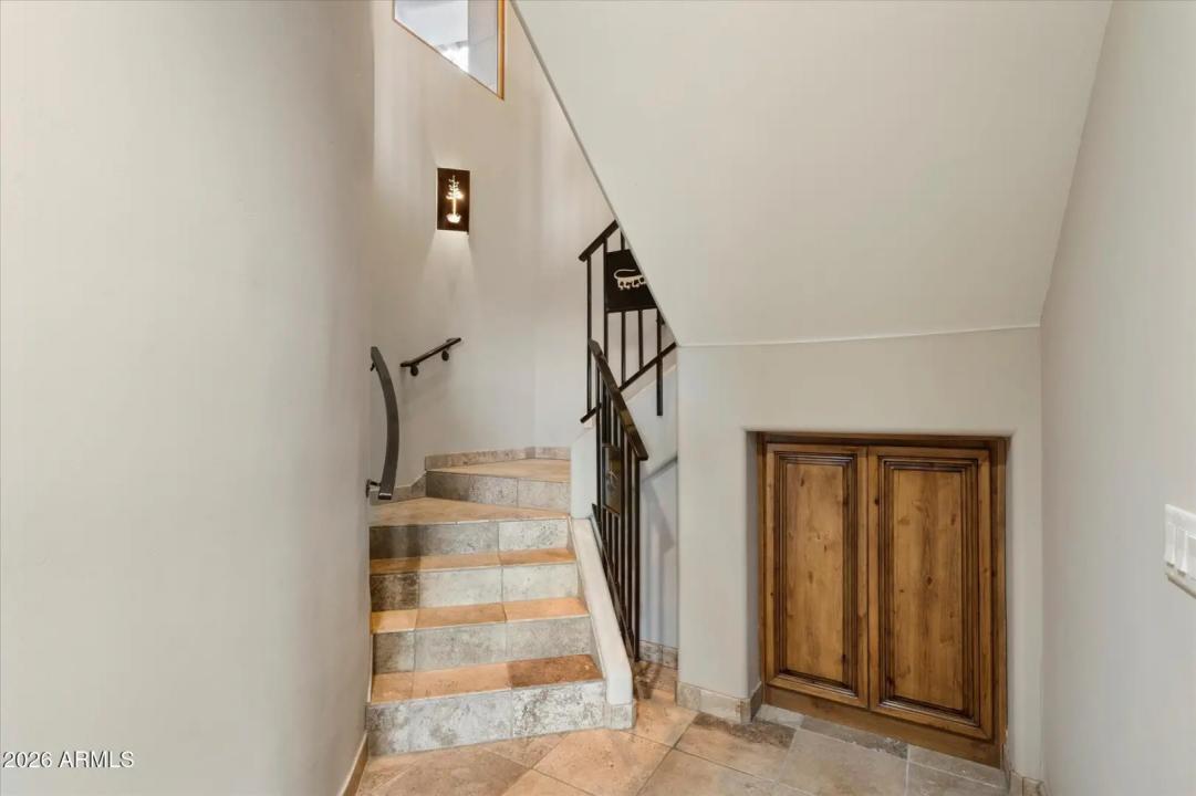 Real Estate Picture 34