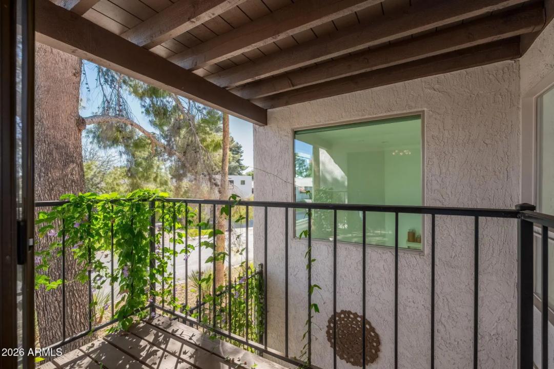 Real Estate Picture 30