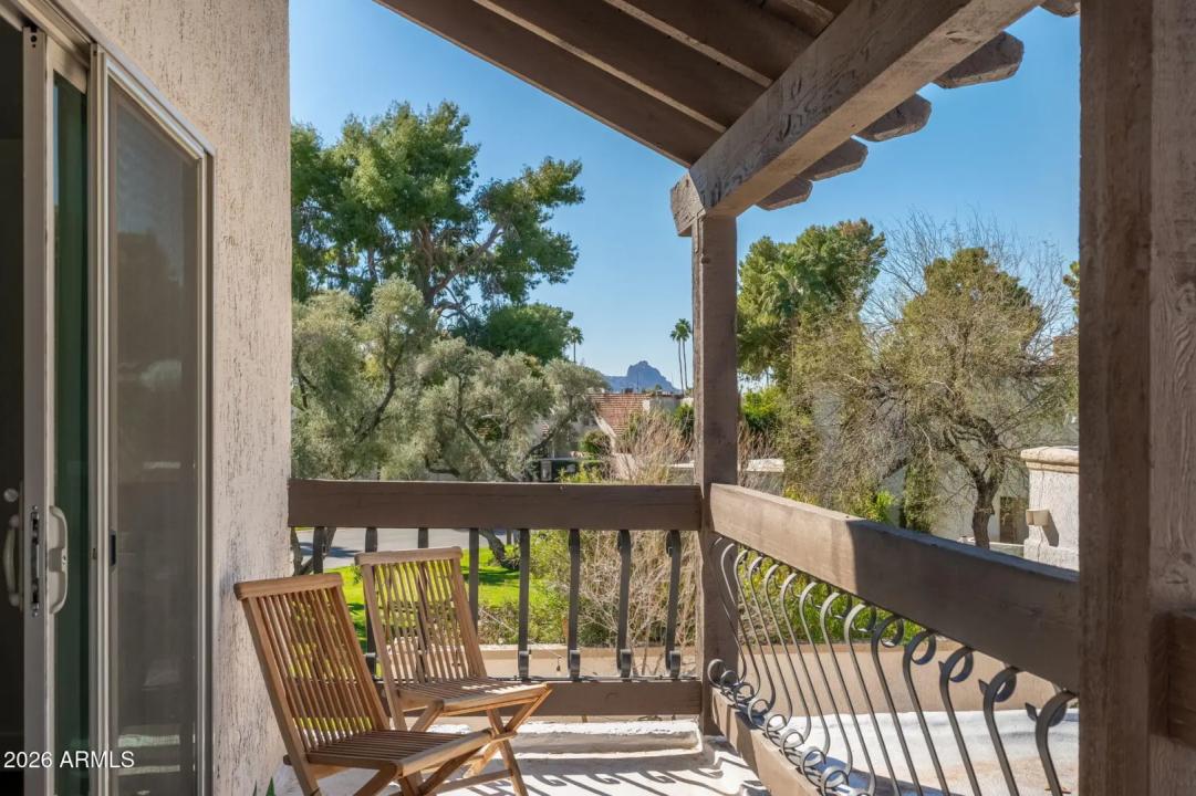 Real Estate Picture 32