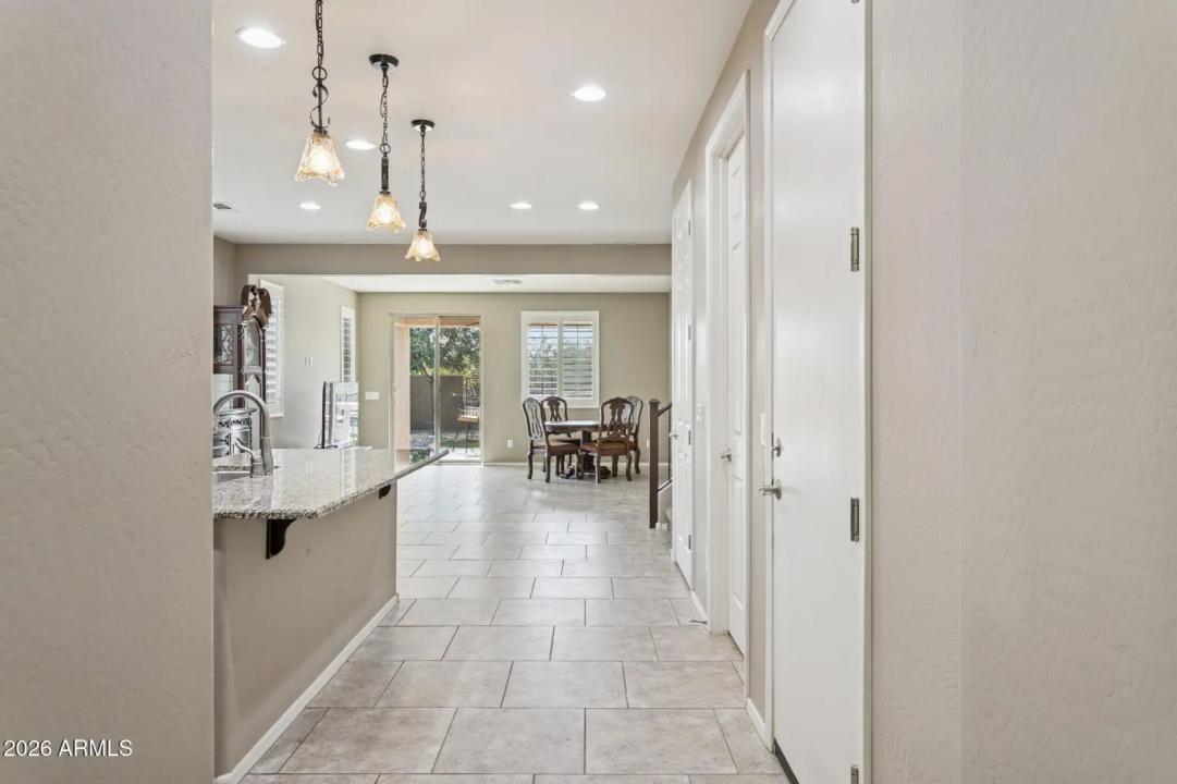 Real Estate Picture 9