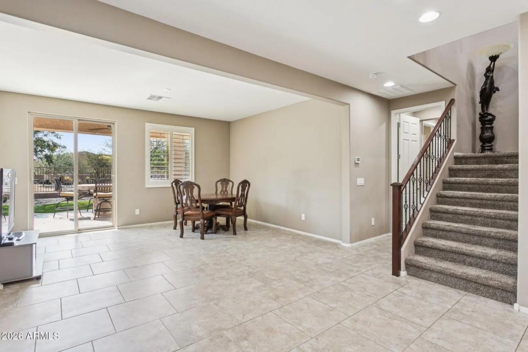 Real Estate Picture 19