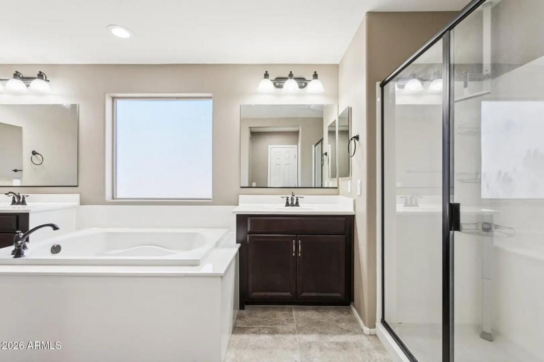 Real Estate Picture 26