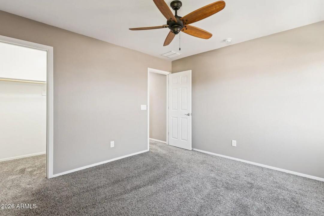 Real Estate Picture 30