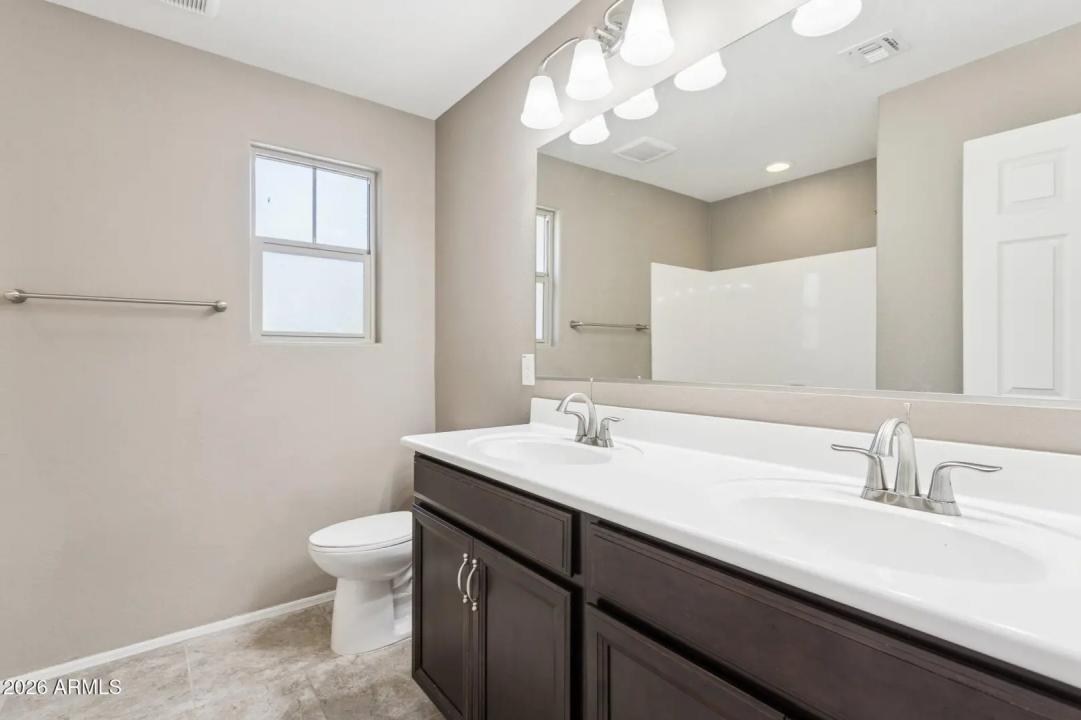 Real Estate Picture 31