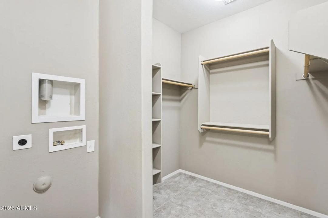 Real Estate Picture 43