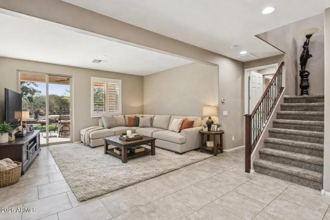 Real Estate Picture 20