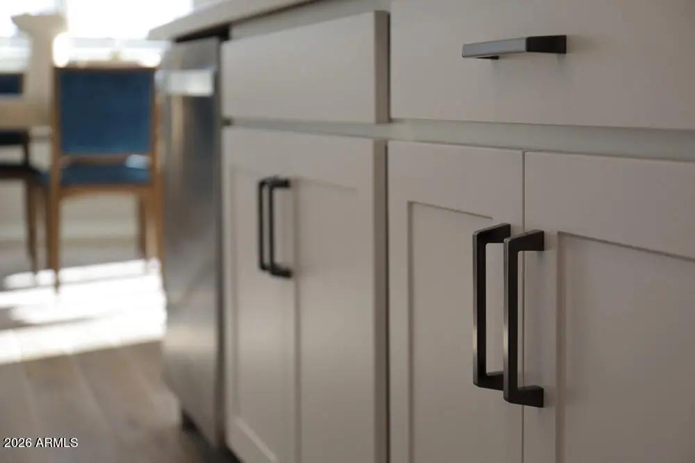 Real Estate Picture 7