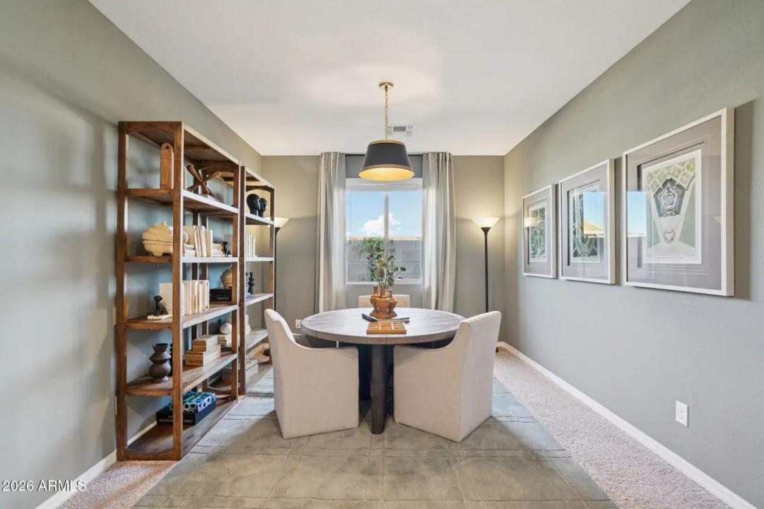 Real Estate Picture 12