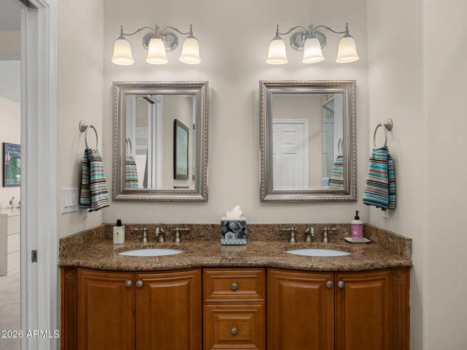 Real Estate Picture 15