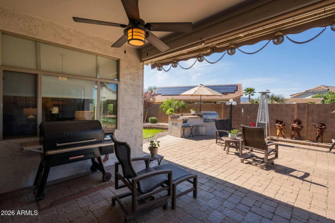 Real Estate Picture 18