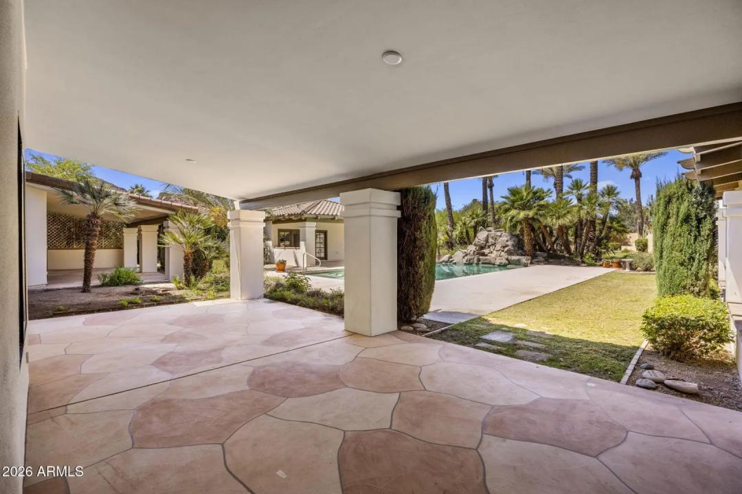 Real Estate Picture 35