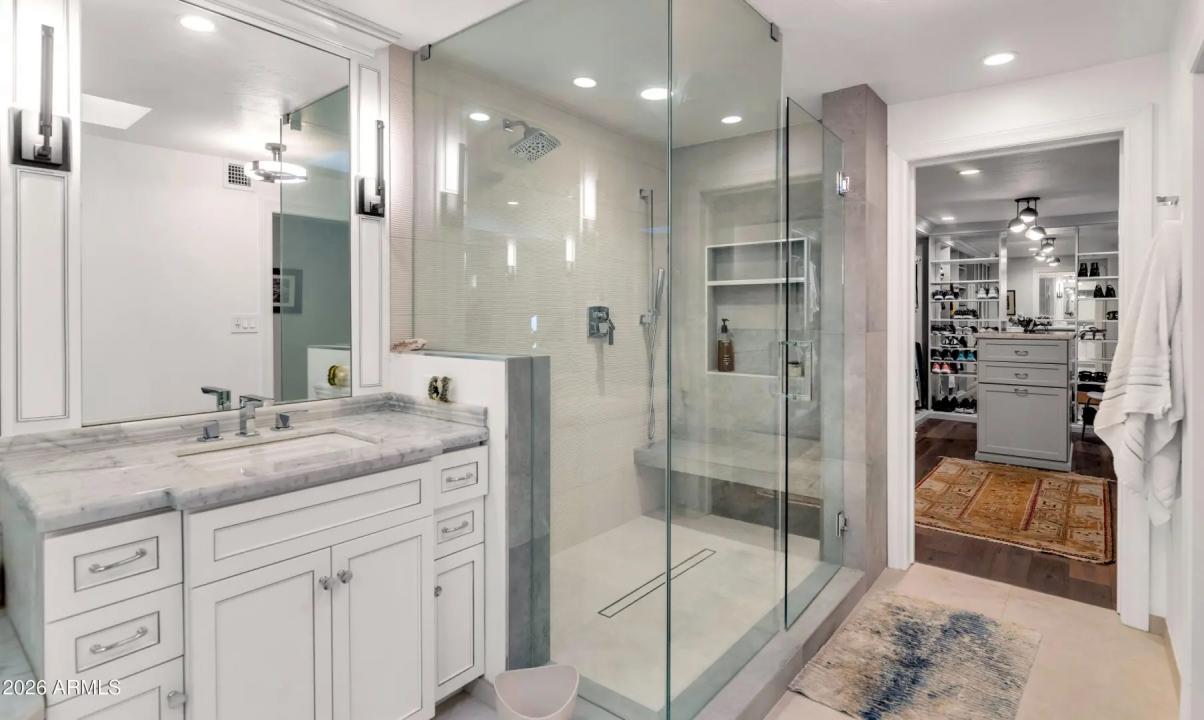 Real Estate Picture 23