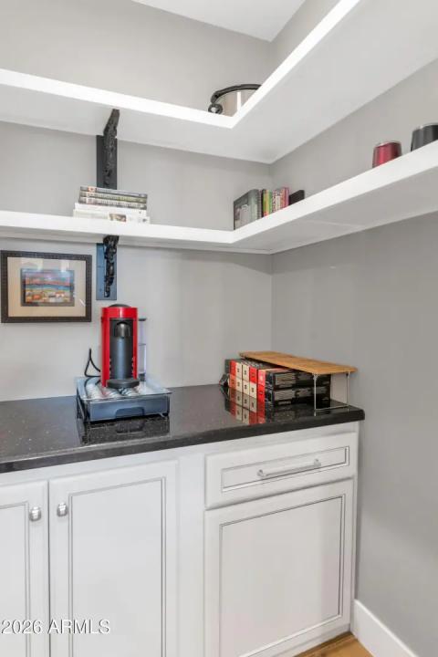 Real Estate Picture 15