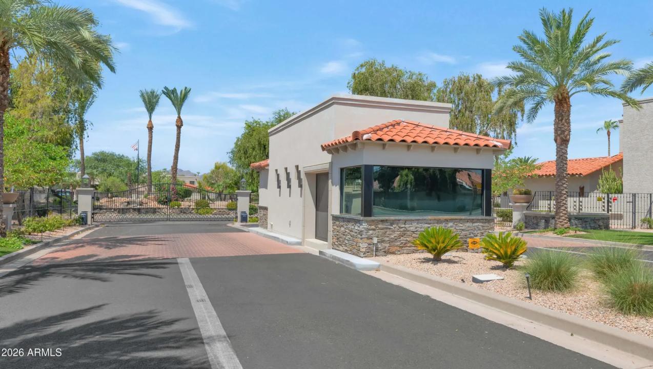 Real Estate Picture 42