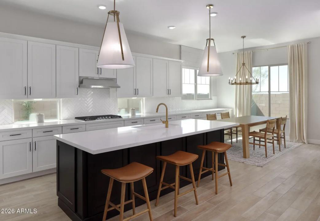 Real Estate Picture 6