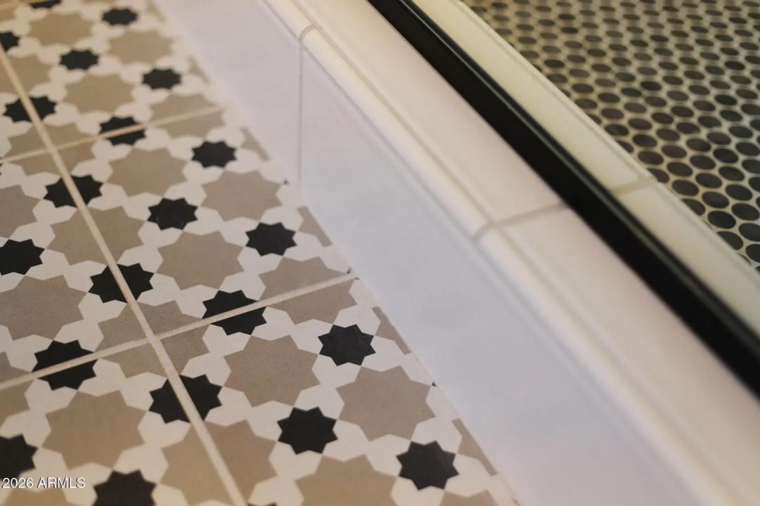 Real Estate Picture 19