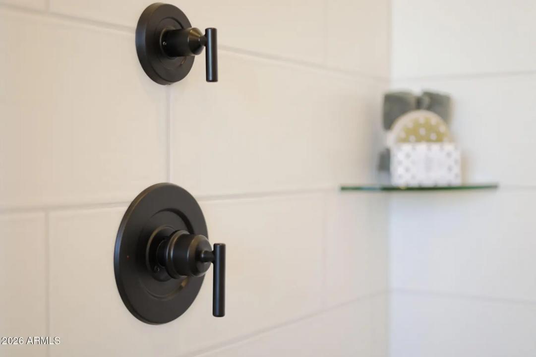 Real Estate Picture 22