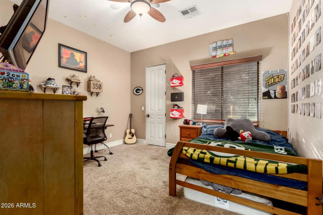 Real Estate Picture 35