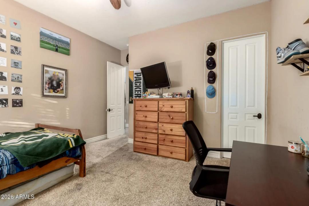 Real Estate Picture 34