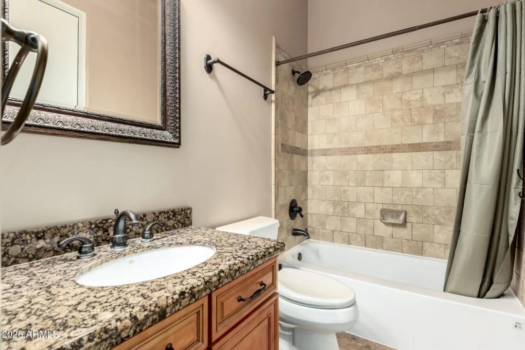 Real Estate Picture 36