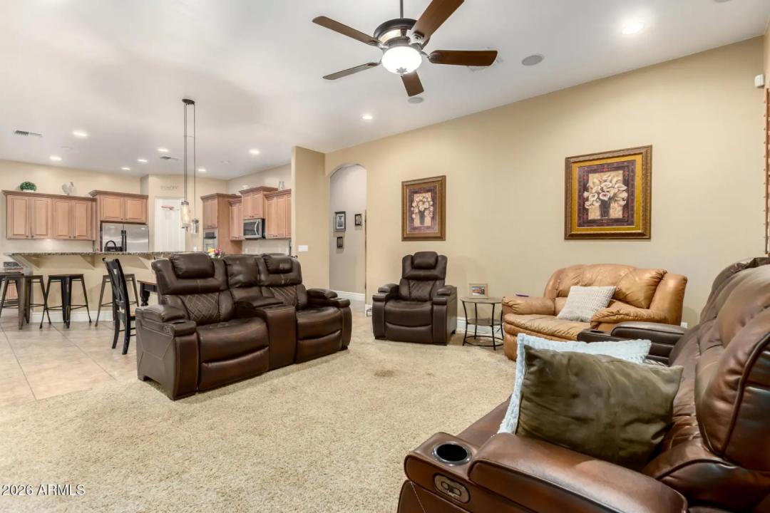 Real Estate Picture 21