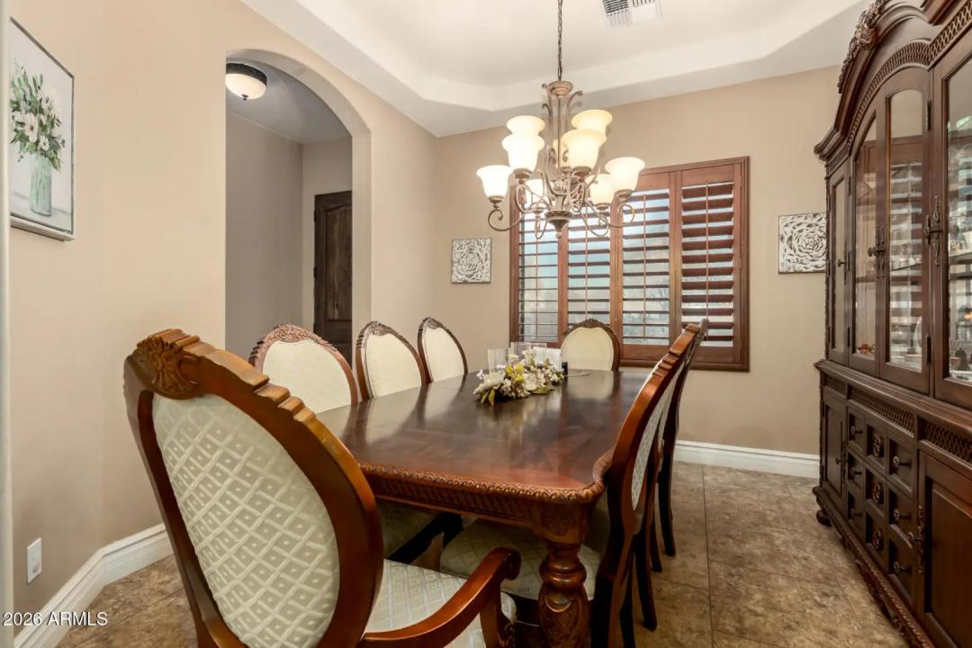 Real Estate Picture 12