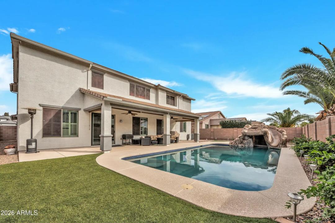 Real Estate Picture 20