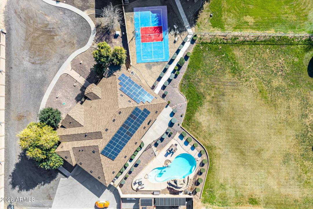 Real Estate Picture 54