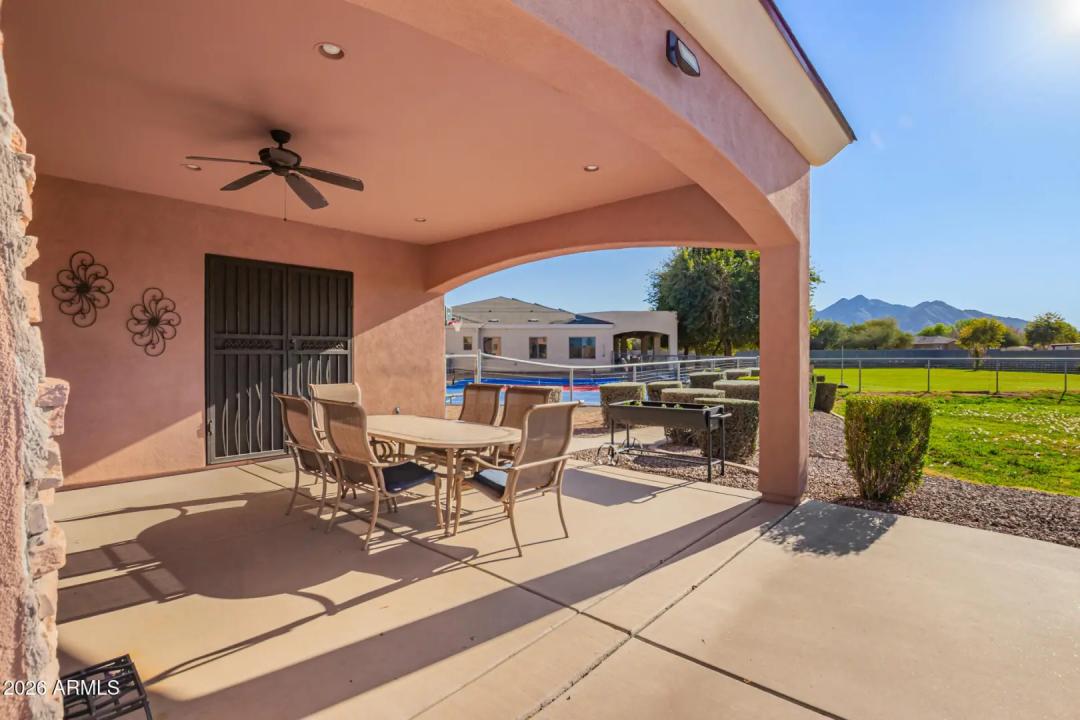 Real Estate Picture 43