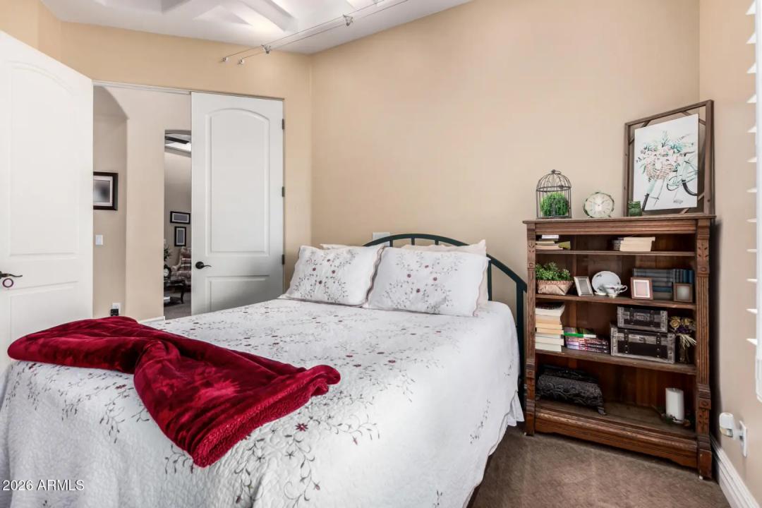 Real Estate Picture 29